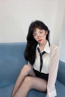 万弘杰个人资料